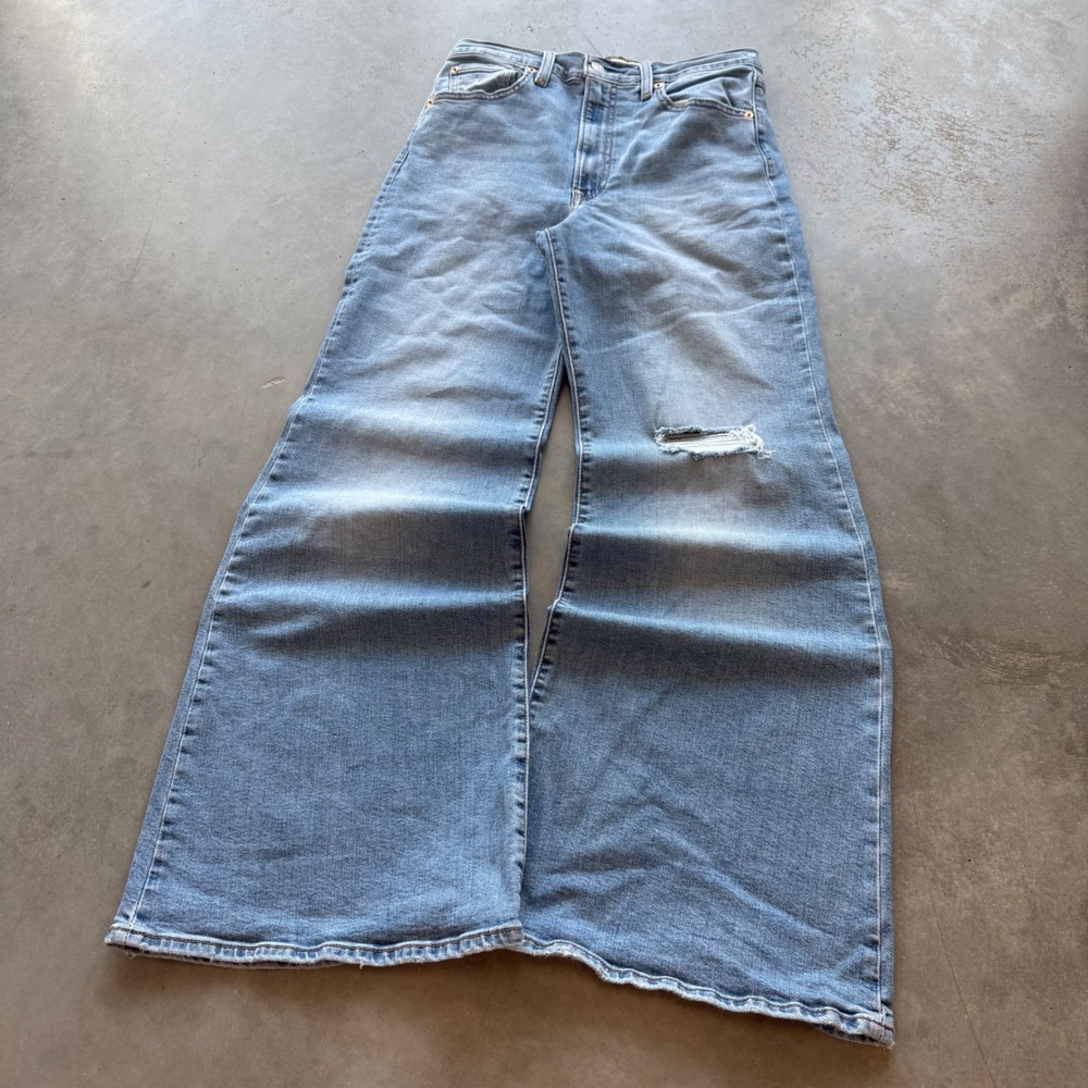 Levis Ribcage Bell High Rise Flare Jeans Light Wash Distressed Blue 30x32